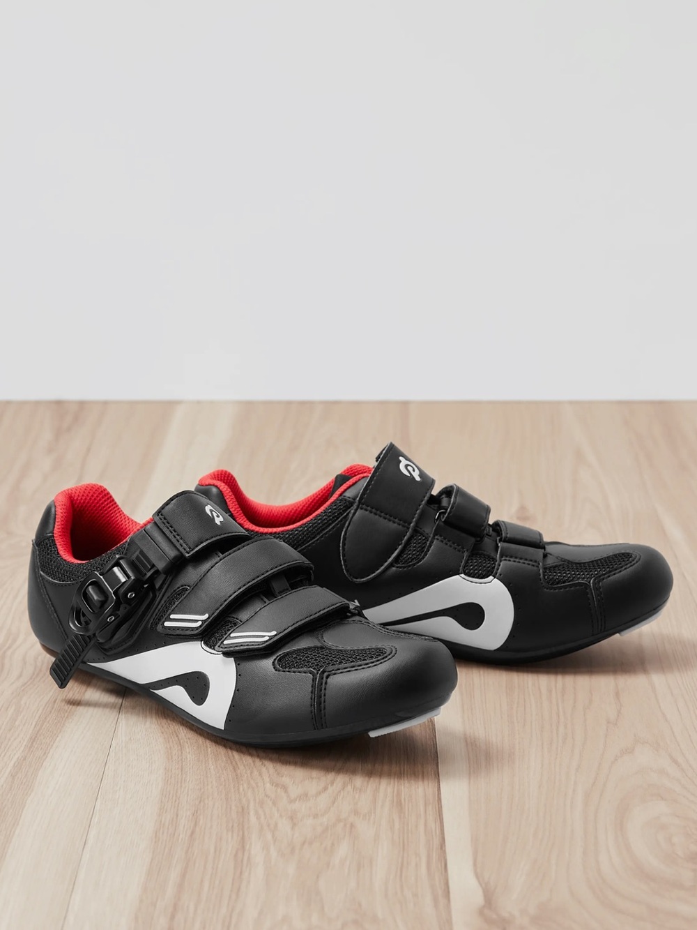 Peloton Black Cycling Shoes with Red Lining - Women's Athletic Shoes Size 38